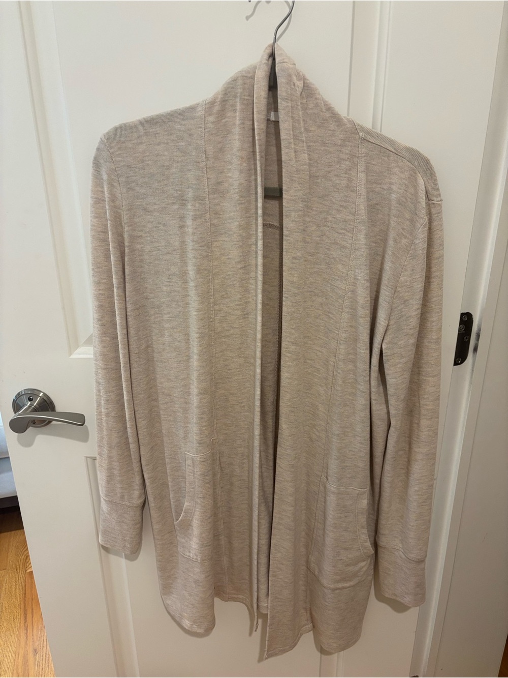 89th & Madison Beige Open-Front Lightweight Cardigan